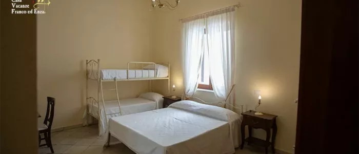 Morena Pia, la quadrupla con letto a castello di Casa Vacanze Franco ed Enza